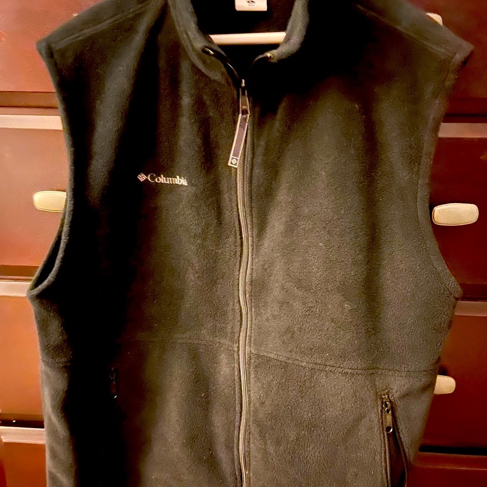 Columbia black fleece vest size large